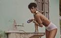 Δεν το φοβάται το γυμνό η Rihanna ακόμη κι αν είναι εξώφυλλο στη Vogue Βραζιλίας. - Φωτογραφία 3