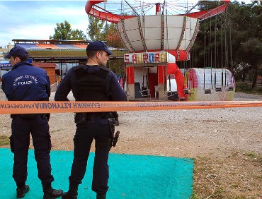 Αυτό είναι το λούνα παρκ στο Ελληνικό όπου σκοτώθηκε ο 13χρονος - Φωτογραφίες από το παιχνίδι του θανάτου - Φωτογραφία 9