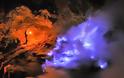 Εκπληκτικό θέαμα ηφαιστείου με μπλε λάβα! [photos&video] - Φωτογραφία 3