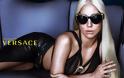 Η Lady Gaga έγινε μοντέλο του Versace - Φωτογραφία 2