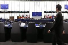 Τις «πληγές» της Ε.Ε. προεσεγγίζουν επτά ρεύματα του ευρωσκεπτικισμού