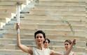 Εντυπωσίασε η νέα πρωθιέρεια Κατερίνα Λέχου στην τελετή αφής της Φλόγας για τους Ολυμπιακούς Αγώνες Νέων - Φωτογραφία 5