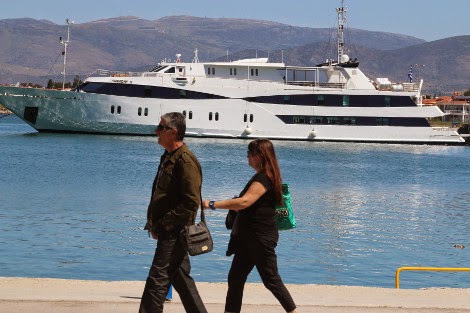 Το Ναύπλιο έγινε Μονακό - 60 γιοτ, πλωτά παλάτια, σταρ του Χόλιγουντ, βασιλιάδων και κροίσων στο λιμάνι του - Φωτογραφία 18