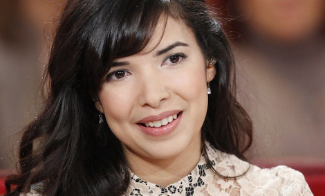 Ποια είναι η όμορφη Indila που έχει κάνει όλη την υφήλιο να σιγοτραγουδά γαλλικά και απόψε θα εμφανιστεί στο ελληνικό Τhe Voice - Φωτογραφία 5