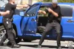 Βίντεο σοκ! Εκτέλεσαν ύποπτο στη μέση του δρόμου μπροστά σε δεκάδες περαστικούς και τηλεοπτικά συνεργεία! [video]