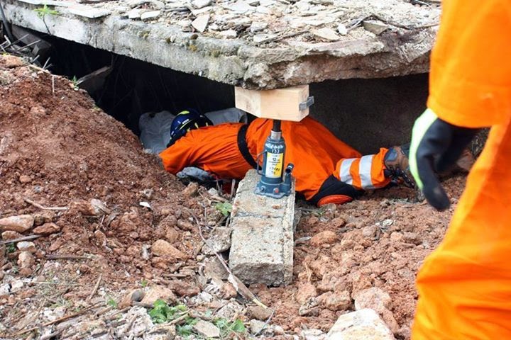 Πως σώζεται μια ζωή σε περίπτωση σεισμού; [Photos] - Φωτογραφία 2