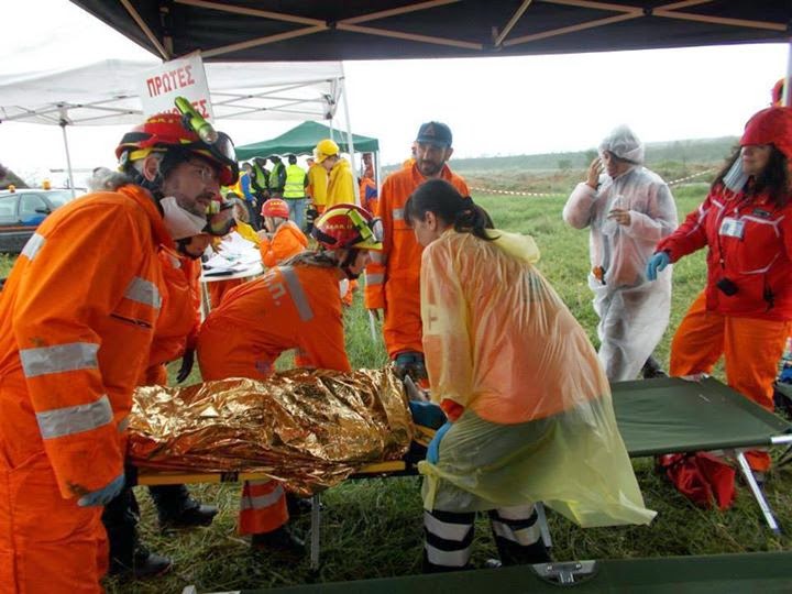 Πως σώζεται μια ζωή σε περίπτωση σεισμού; [Photos] - Φωτογραφία 7