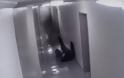 Το βίντεο που έχει προκαλέσει σάλο στο διαδίκτυο: Κάμερα κατέγραψε επίθεση φαντάσματος σε άνδρα! [video]