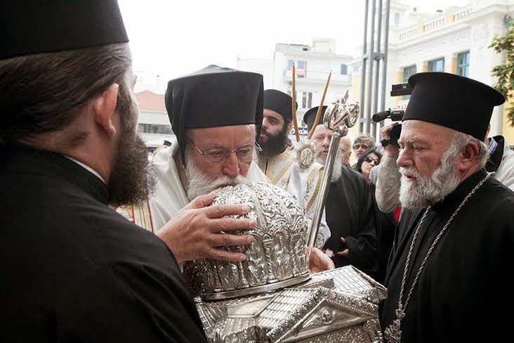 Τρίπολη: Η Κάρα του Αγίου Αποστόλου Ανδρέου του Πρωτοκλήτου στην πλατεία Πετρινού [Videos - Photos] - Φωτογραφία 4