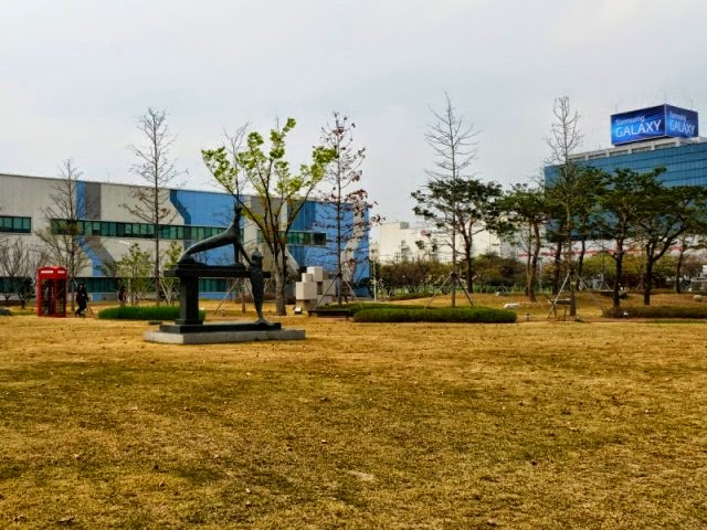 0 Ιδού το εργοστάσιο που κατασκευάζονται τα Samsung Galaxy smartphones (photos) - Φωτογραφία 1