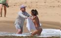 Το απόλυτο επάγγελμα: Πασαλείβει με άμμο το γυμνό σώμα της Irina Shayk (φωτο) - Φωτογραφία 7