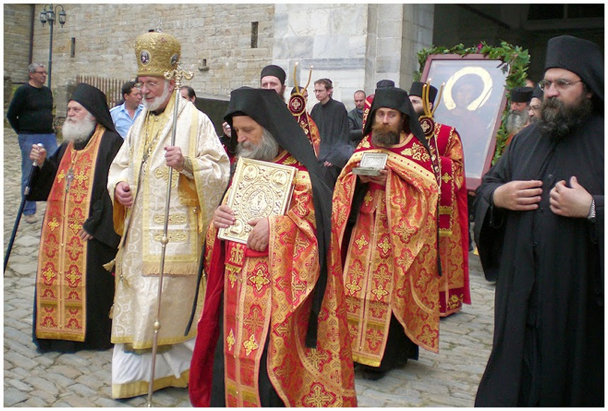 4726 - Η Λιτάνευση της Εικόνας του Αγίου Γεωργίου στην Ιερά Μονή Ζωγράφου (φωτογραφίες) - Φωτογραφία 4