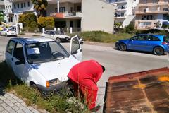 Μάζεψαν τα εγκαταλελειμμένα οχήματα στη Ξάνθη [Photos - Video]