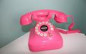 Πως είναι να δουλεύεις σε ροζ τηλέφωνα; Δυο φοιτήτριες απαντούν
