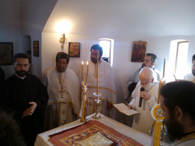 Εγκαίνια του Στρατιωτικού Ιερού Ναού Αγ. Δημητρίου Αεροπορικής Βάσεως Γουρνών Ηρακλείου Κρήτης - Φωτογραφία 16