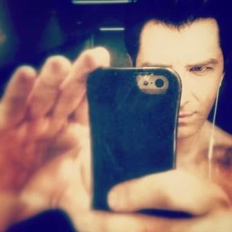 Η selfie του Σάκη από το μπάνιο του! - Φωτογραφία 2