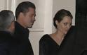 Δείτε τον Brad Pitt να «χουφτώνει» την Angelina Jolie - Φωτογραφία 6