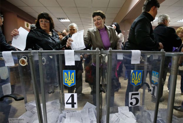 Guardian: «Αφήστε την Ουκρανία να χαράξει τον δρόμο της» - Φωτογραφία 1