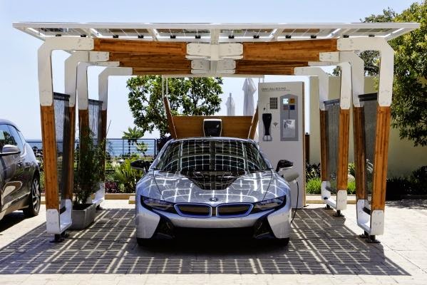 i3 & i8: Η προϊοντική γκάμα του BMW Group προσφέρει τα παγκοσμίως πρώτα premium αυτοκίνητα σχεδιασμένα ειδικά για μετακινήσεις μηδενικών ρύπων - Φωτογραφία 3