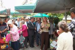 Φωτογραφίες από την περιοδεία του υποψηφίου Δημάρχου Φώτη Μελά στη λαϊκή της Αμφιάλης