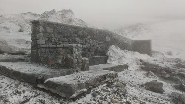 Αχαΐα: Κι όμως απο το πρωί χιονίζει στο Χελμό! - Δείτε φωτο - Φωτογραφία 5