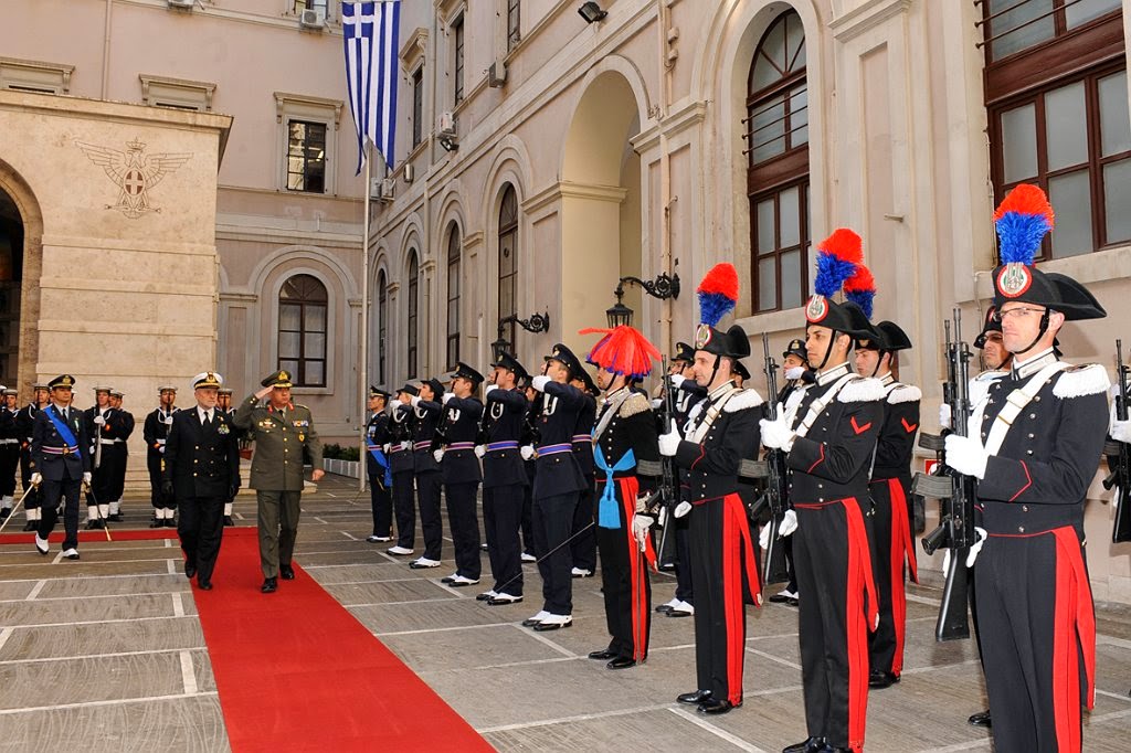 ΕΠΙΣΗΜΗ ΕΠΙΣΚΕΨΗ ΑΡΧΗΓΟΥ ΓΕΕΘΑ ΣΤΗΝ ΙΤΑΛΙΑ - Φωτογραφία 2