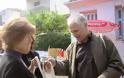 Πάτρα: Επίσκεψη υποψηφίων της Οικολογικής Δυτικής Ελλάδας στη Λαϊκή Προσφυγικών - Φωτογραφία 2