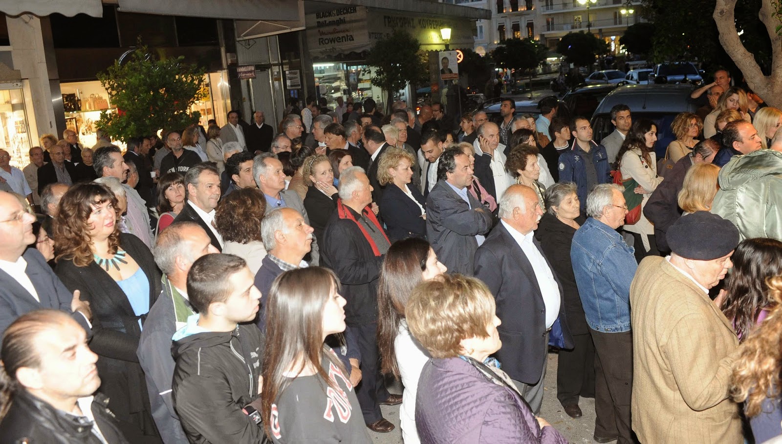 Πάτρα: Βέβαιος ότι θα περάσει στο β’ γύρο των δημοτικών εκλογών ο Γιάννης Δημαράς - Δείτε φωτο από την προεκλογική του ομιλία - Φωτογραφία 6