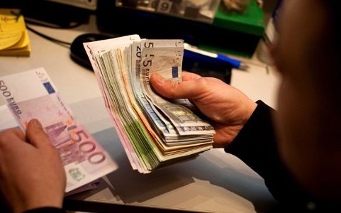 Βαριά καμπάνα περιμένει όσους χρωστάνε πάνω από 5.000 ευρώ στα Ασφαλιστικά Ταμεία - Φωτογραφία 1