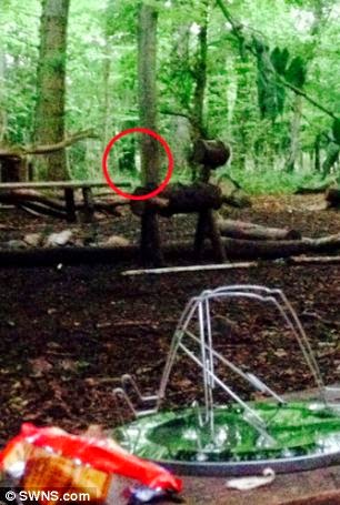 Πραγματικό «Blair Witch Project»; Δύο γυναίκες ακούν μία τρομακτική παιδική φωνή σε δάσος και βλέπουν φάντασμα [photos] - Φωτογραφία 5