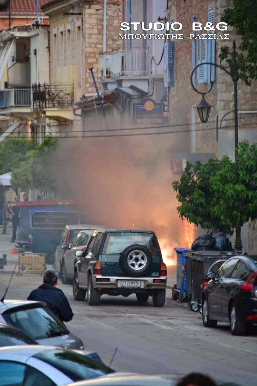 Έκρηξη αναστάτωσε τη παλιά πόλη του Ναυπλίου [photos] - Φωτογραφία 6