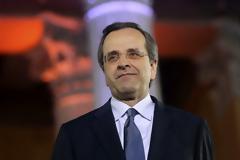 Αυτά είναι:Ο Σαμαράς τα τσούζει με την παρέα του πριν τις κάλπες! [Photos]