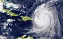 Ξεκινάει η περίοδος των τυφώνων: Πού θα χτυπήσουν φέτος οι φυσικές καταστροφές