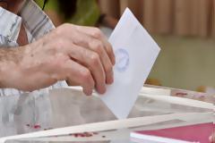 Απίστευτο! Στο Κωσταράζι ξημέρωσαν μετρώντας... ψήφους [photos]