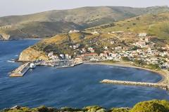 Αυτή είναι η 27χρονη ξανθιά και γλυκιά νέα δήμαρχος στον Αη Στρατή! [Photos]