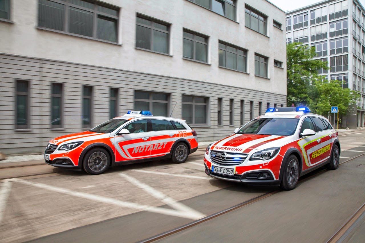 Νέο Vivaro, Movano και Insignia: Η Opel στη RETTmobil 2014 - Φωτογραφία 1