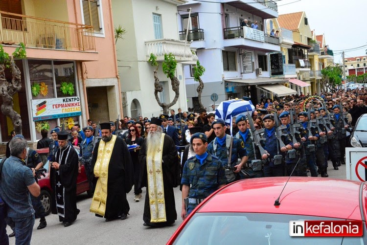 Η Κεφαλονιά αποχαιρέτησε την αρχόντισσά της Αννα Πολλάτου [photos+video] - Φωτογραφία 5