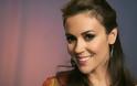 Η Alyssa Milano περιμένει τον πελαργό! [photo] - Φωτογραφία 1