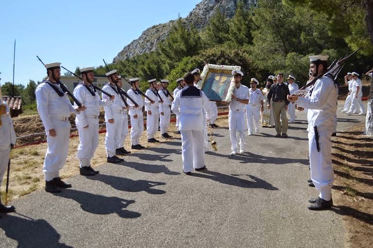 Εορτασμός Αγίων Κωνσταντίνου και Ελένης στο Ναύσταθμο Σαλαμίνας - Φωτογραφία 3