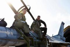 Μαύρισε ο ουρανός του Αιγαίου από 21 Τούρκικα μαχητικά …