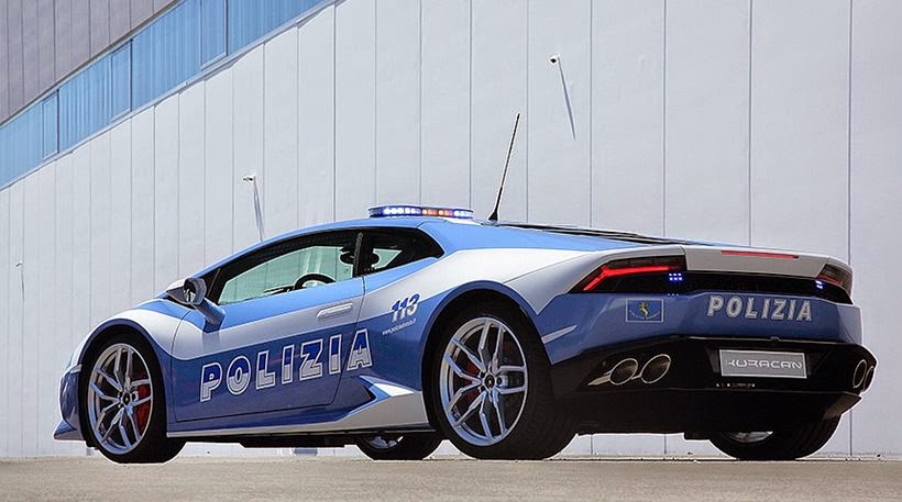 Αυτά είναι περιπολικά! Δείτε την απίστευτη Lamborghini της Ιταλικής αστυνομίας - Φωτογραφία 1