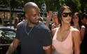 Η Kim Kardashian κυκλοφορεί χωρίς σουτιέν στο Παρίσι και τρελαίνει τους Γάλλους - Φωτογραφία 1