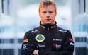 ΣΥΓΚΛΟΝΙΣΤΙΚΟ: Ο Kimi Raikkonen παραλίγο να χτυπηθεί από Formula 1! Δείτε πως του έσωσε τη ζωή ο μηχανικός του [video]