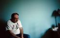 ΣΥΓΚΙΝΗΤΙΚΟ! O αγώνας ενός ανθρώπου με τη σχιζοφρένεια για πάνω από 20χρονια! [photos] - Φωτογραφία 7