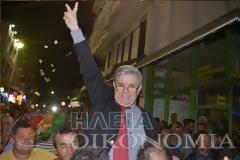 Νέος δήμαρχος Πύργου ο Γαβρίλης Λιατσής - Πανηγυρισμοί στο εκλογικό του κέντρο