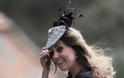 H Daily Mail κράζει την Κέιτ Μίντλετον: Μάθε πια να καλύπτεις τον κ@λ@ σου και πάψε να φοράς στρινγκ, θα γίνεις βασίλισσα - Φωτογραφία 4