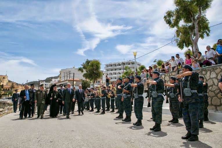 Ομιλία ΥΕΘΑ Δημήτρη Αβραμόπουλου στην εκδήλωση Τιμής και Μνήμης του Ήρωα Σμηναγού Κωνσταντίνου Ηλιάκη στην Κάρπαθο - Φωτογραφία 11