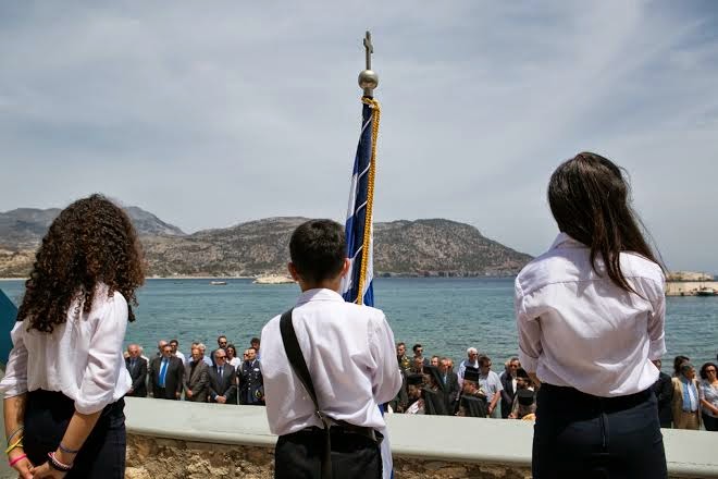 Ομιλία Αβραμόπουλου στην εκδήλωση Τιμής και Μνήμης του Ήρωα Σμηναγού Κωνσταντίνου Ηλιάκη στην Κάρπαθο [video - photos] - Φωτογραφία 8