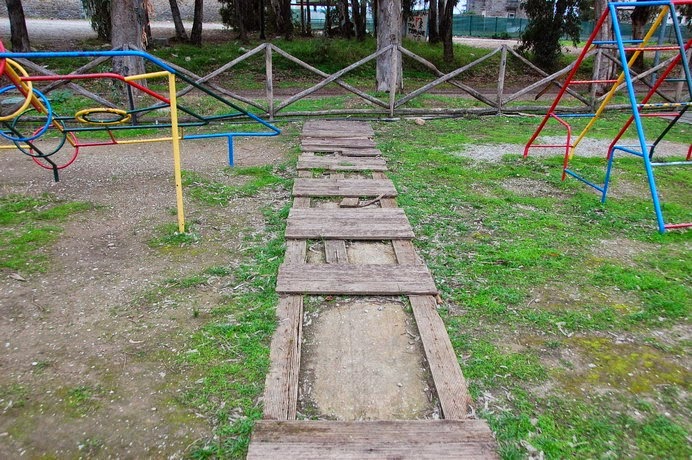 Δαπάνες για ασφαλείς παιδικές χαρές ζητά ο Μιχελάκης... - Φωτογραφία 11