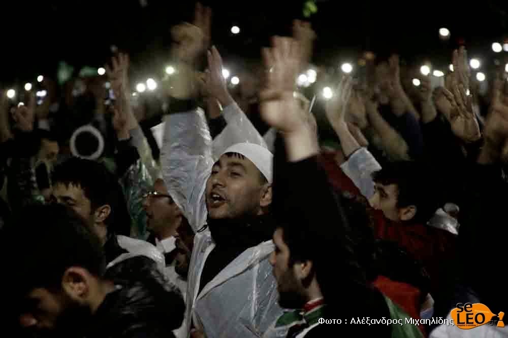 Απίστευτο! Πάνω από 100.000 Τούρκοι έξω από τη Αγία Σοφία για να επαναλειτουργήσει ο ναός ως τζαμί! Και εμείς κοιμόμαστε... [photos - videos] - Φωτογραφία 3